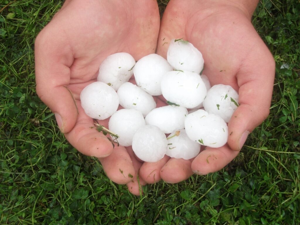hail_full1